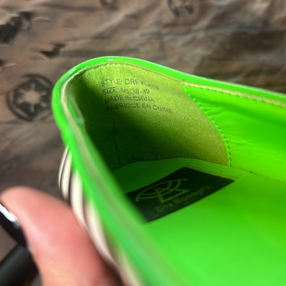 STRANGECVLT DRE RONAYNE BEETLE FLATS SZ 8 GUC - Picture 6 of 8